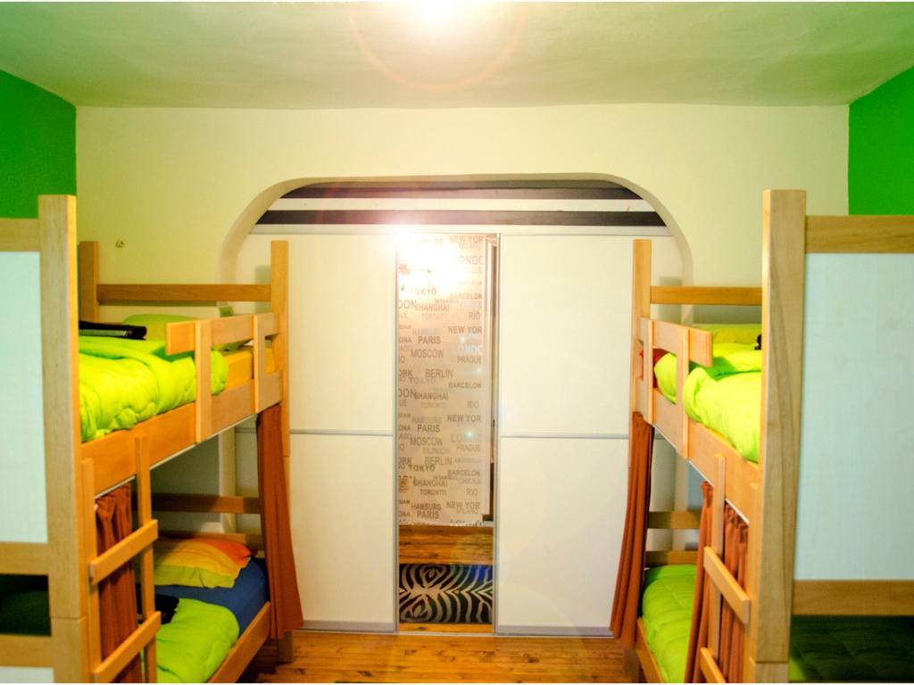 Hostel Kalonis スコピエ 部屋 写真