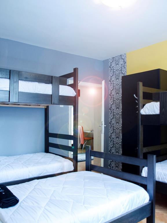 Hostel Kalonis スコピエ エクステリア 写真