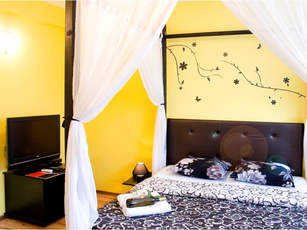 Hostel Kalonis スコピエ エクステリア 写真